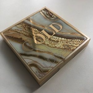 Huda Beauty Gold Obsessions palette
